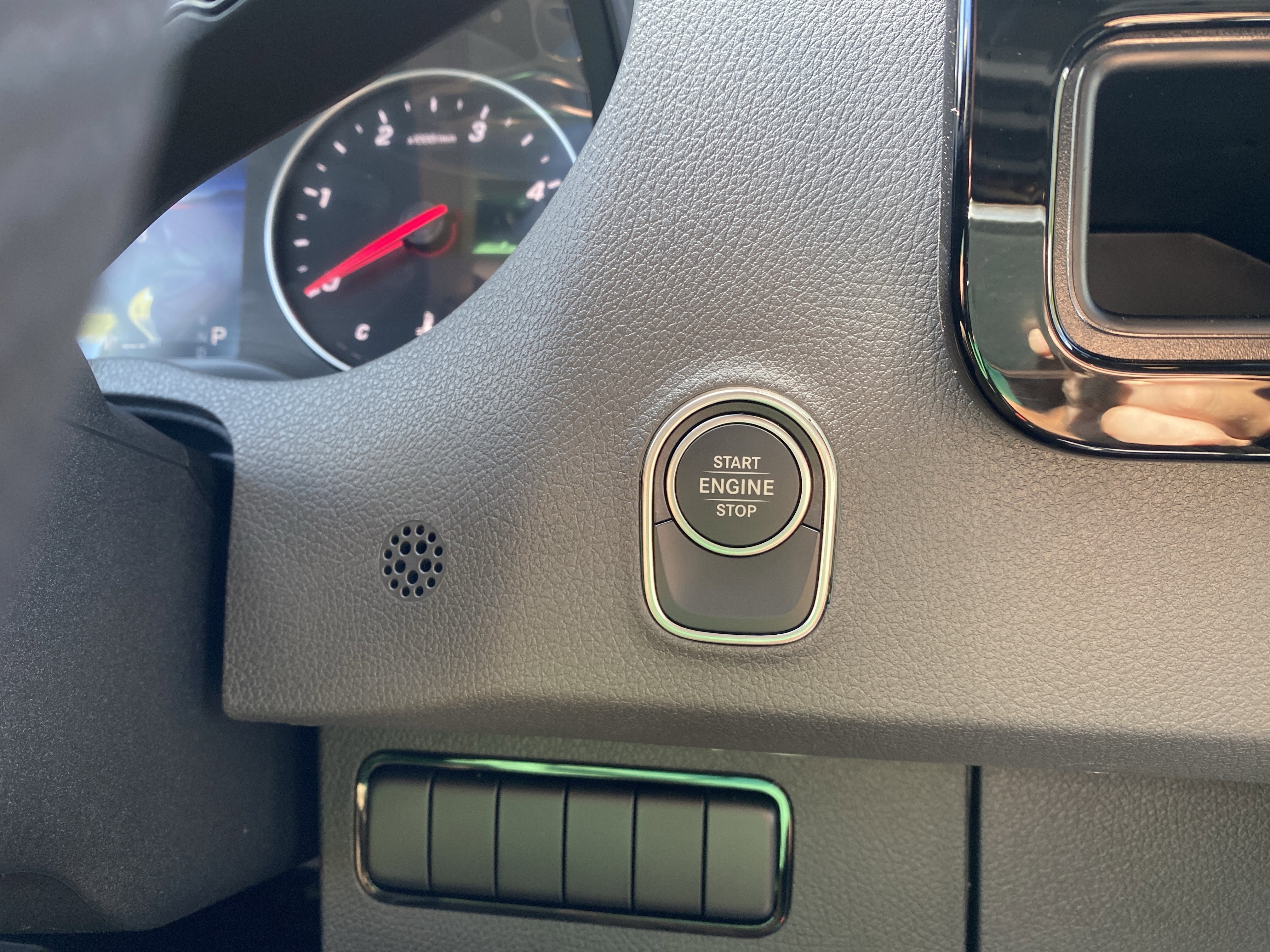 New 2025 Mercedes-Benz Sprinter 2500 image 18