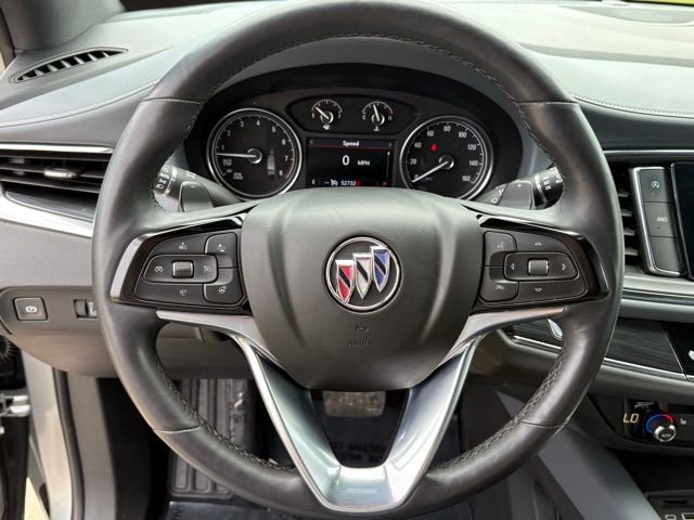 Used 2023 Buick Enclave Essence AWD/4WD image 13
