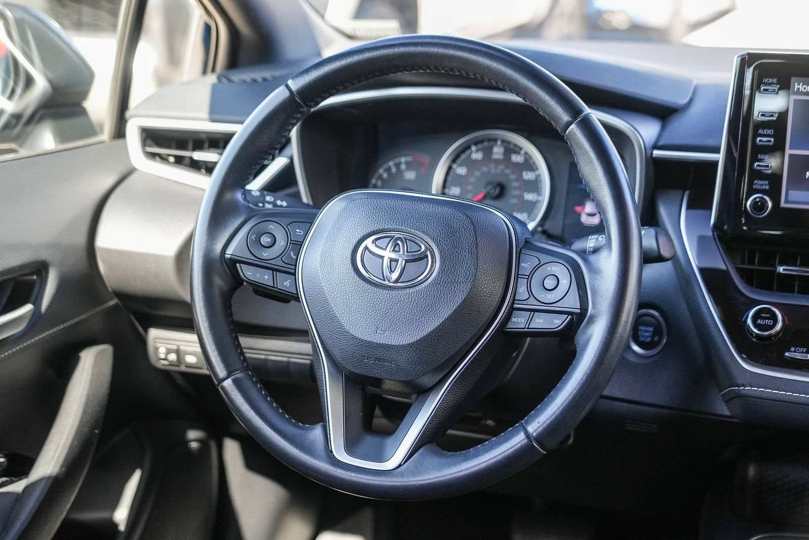 Certified 2019 Toyota Corolla SE FWD image 15