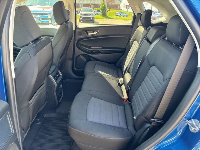Used 2024 Ford Edge SE w/ Black Appearance Package AWD/4WD image 18