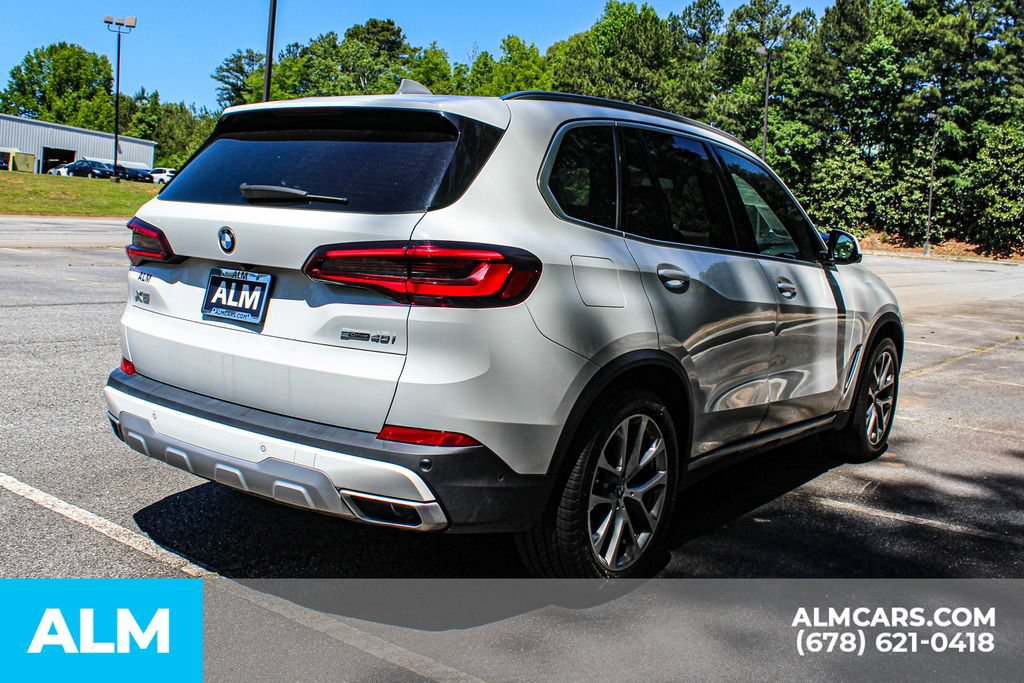 Used 2022 BMW X5 sDrive40i w/ Parking Assistance Package RWD image 5