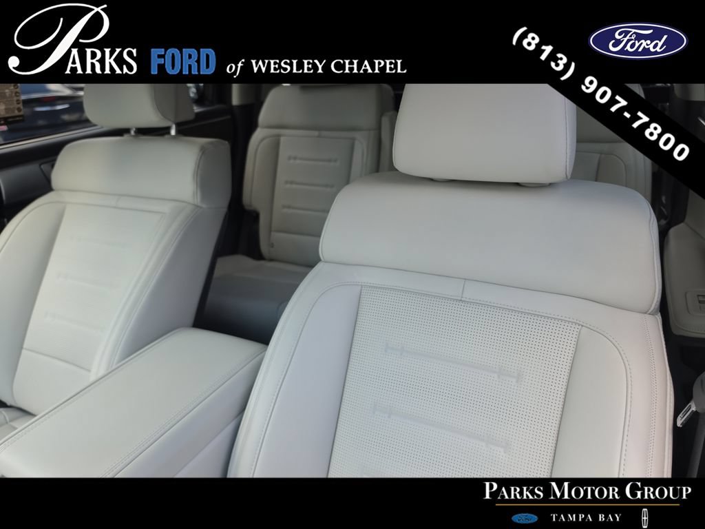 Used 2026 Hyundai Santa Fe Calligraphy FWD image 22