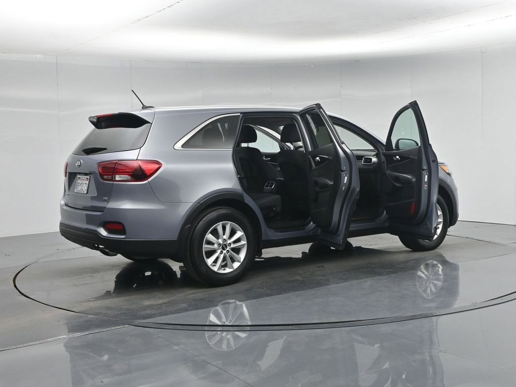 Used 2020 Kia Sorento LX image 6