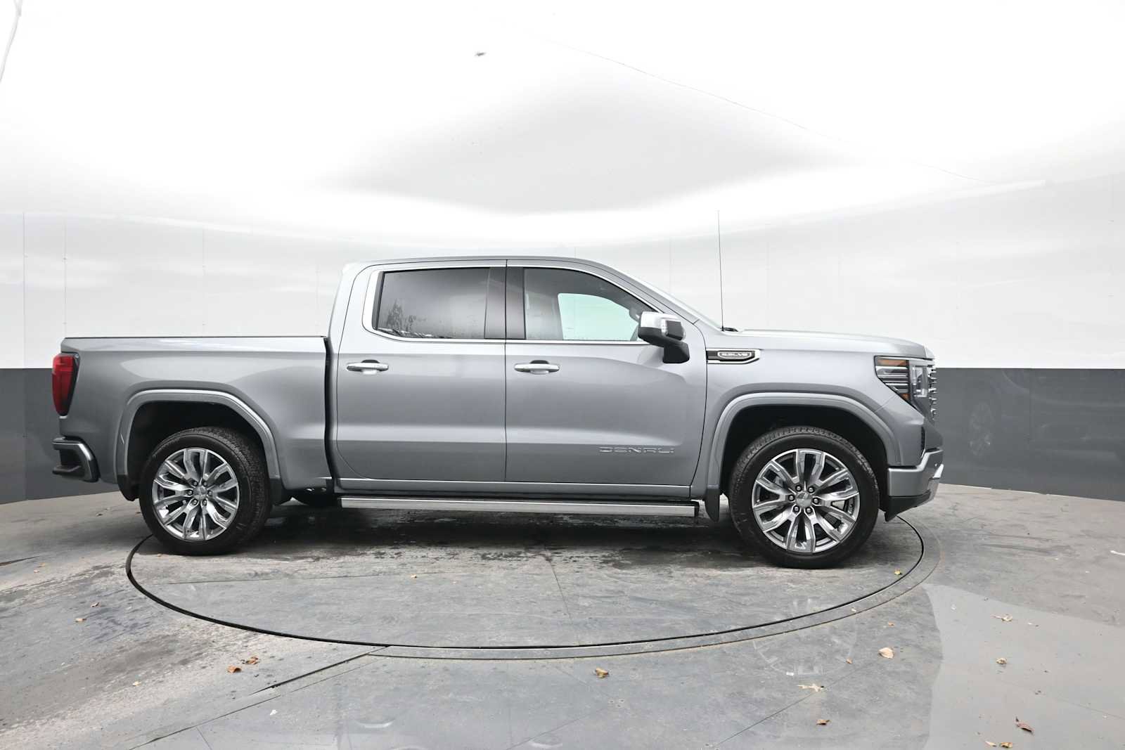 New 2026 GMC Sierra 1500 Denali w/ Denali Reserve Package image 8