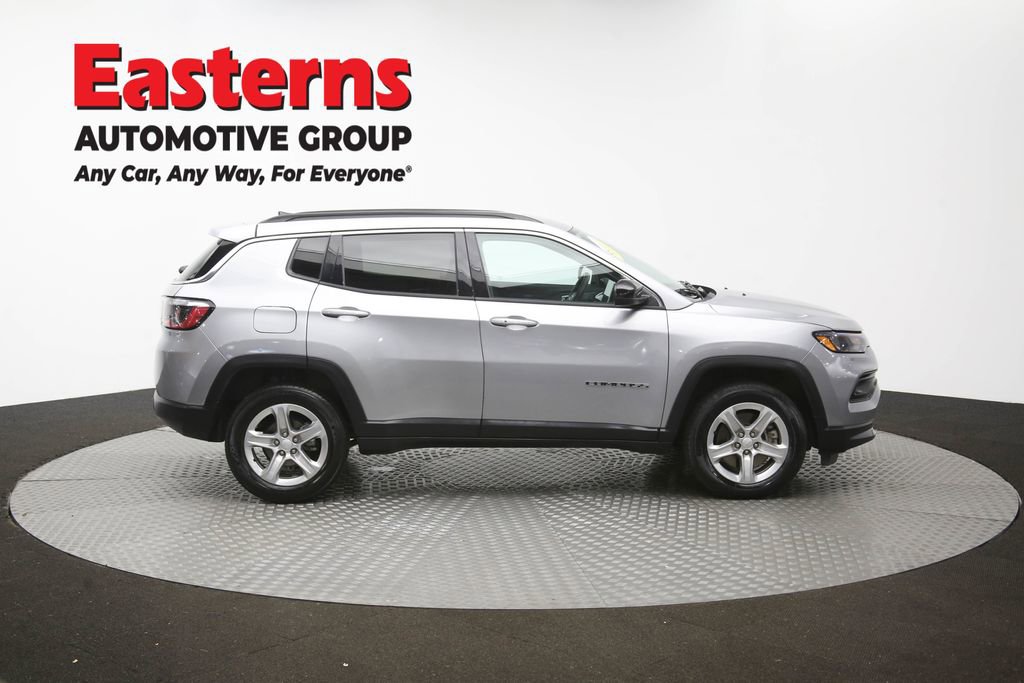 Used 2024 Jeep Compass Latitude AWD/4WD image 41