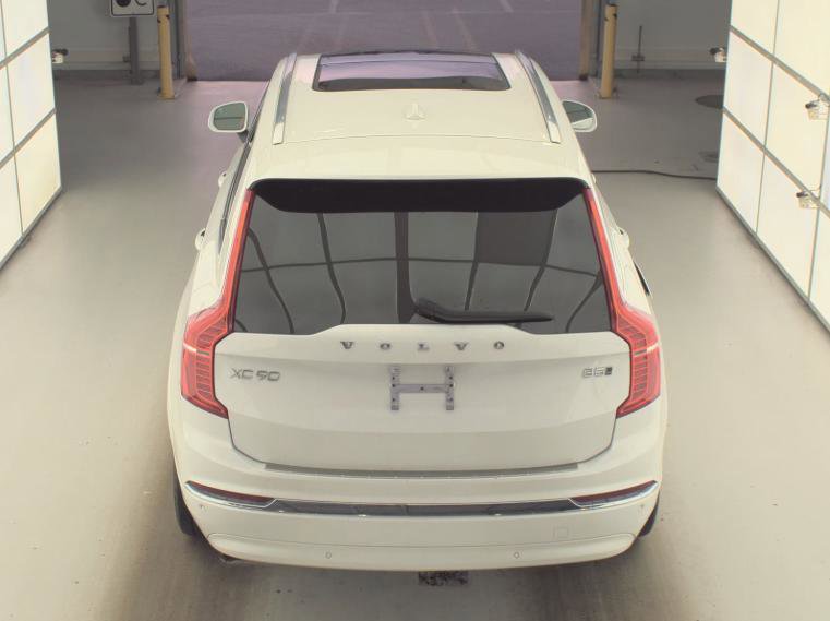 Certified 2024 Volvo XC90 B5 Plus w/ Protection Package Premier AWD/4WD image 15
