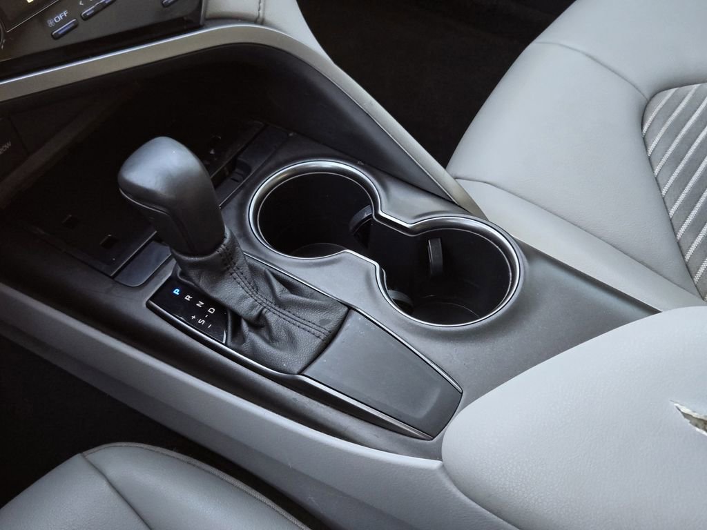 Used 2021 Toyota Camry SE image 23