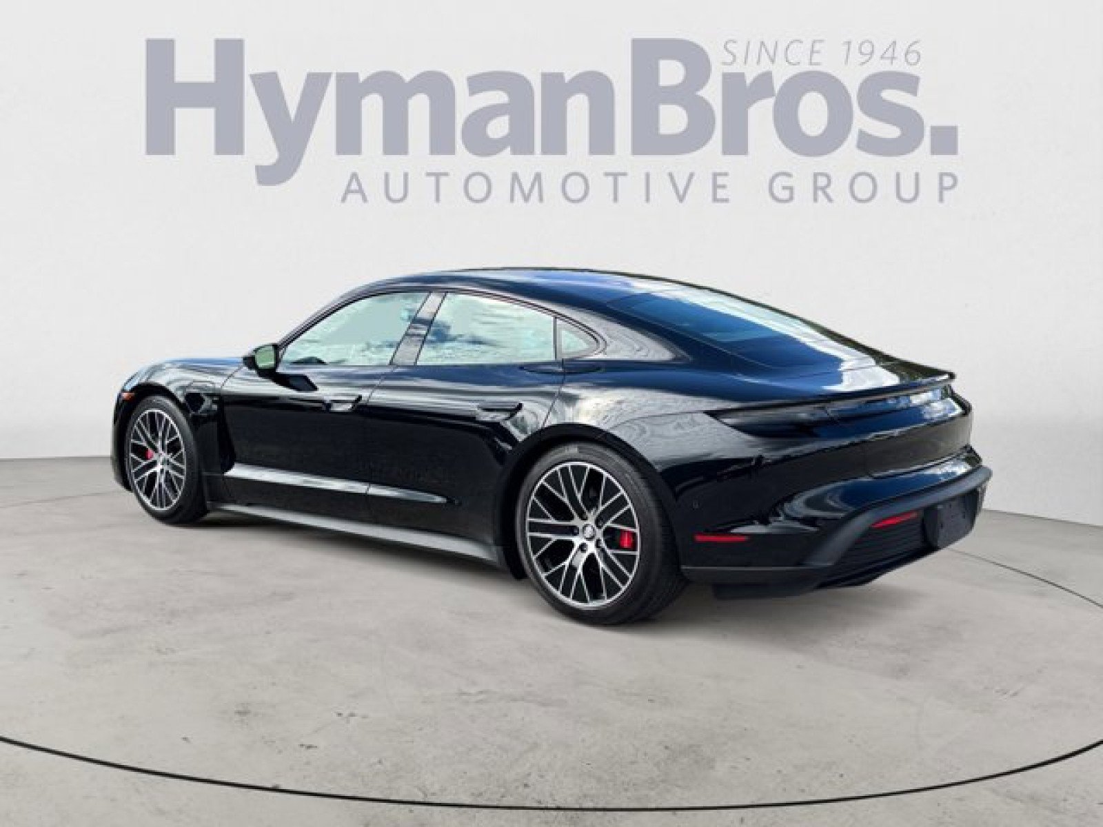 Used 2020 Porsche Taycan 4S w/ Premium Package image 5