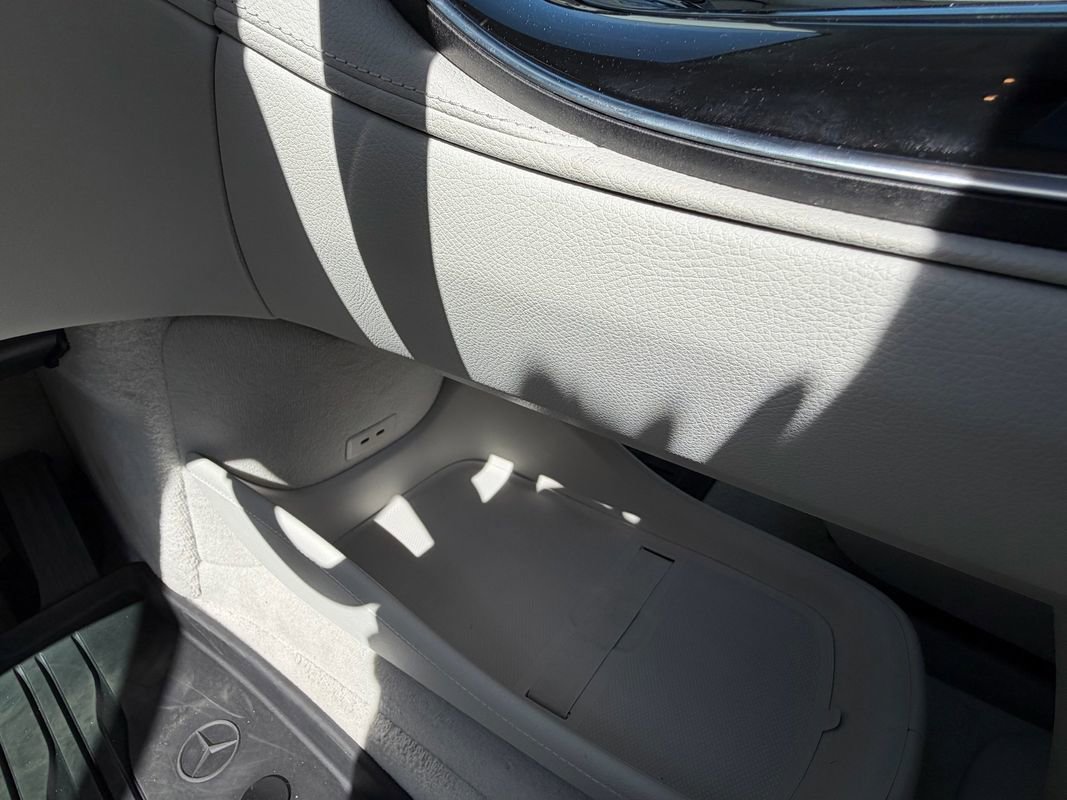 Used 2023 Mercedes-Benz EQE 500 4MATIC SUV image 23