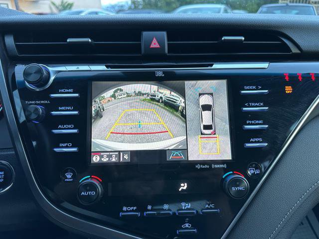 Used 2018 Toyota Camry XSE image 22