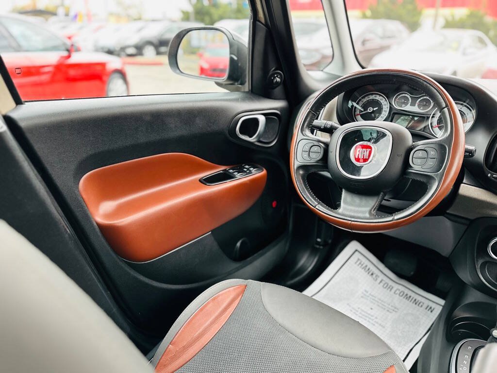Used 2014 FIAT 500L Trekking w/ Popular Equipment Group FWD image 13