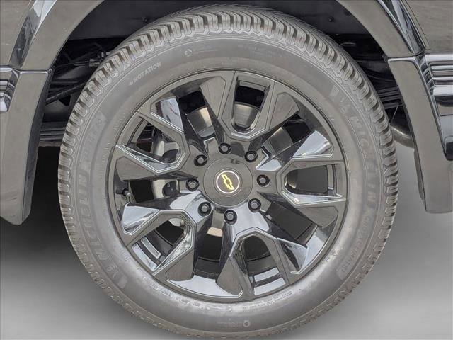 New 2025 Chevrolet Express 2500 Extended w/ Driver Convenience Package image 8