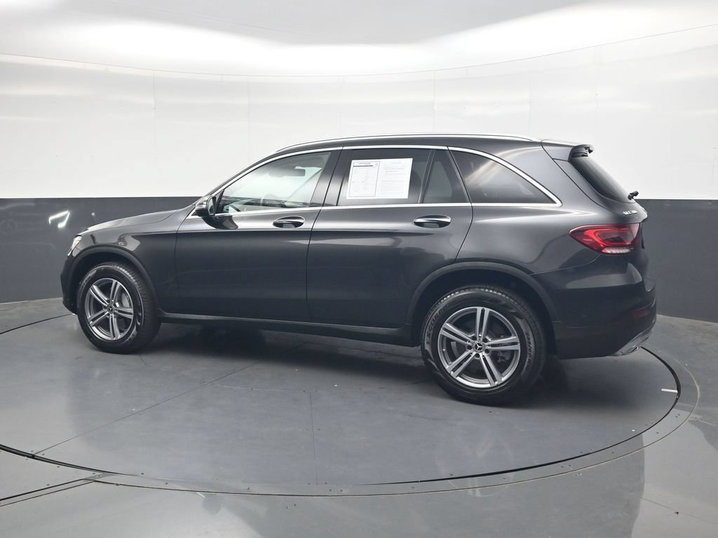 Used 2022 Mercedes-Benz GLC 300 4MATIC w/ Driver Assistance Package image 8