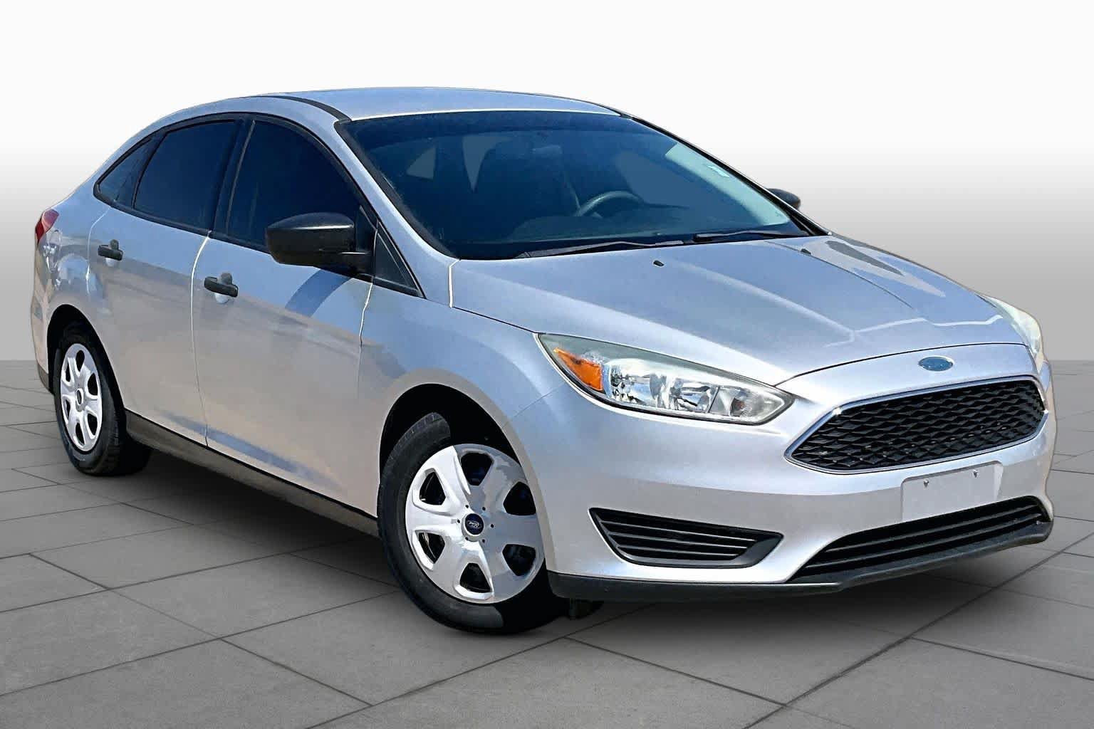 Used 2015 Ford Focus S FWD image 3