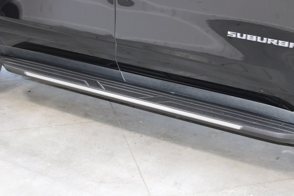 Used 2022 Chevrolet Suburban Premier RWD image 14