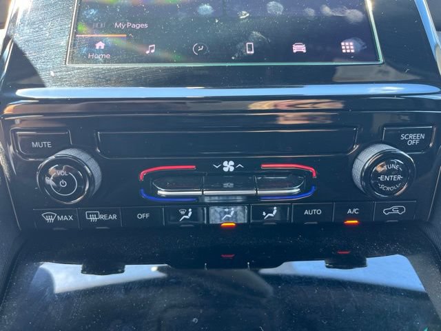 Used 2024 Jeep Grand Cherokee Laredo X AWD/4WD image 17