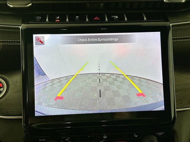 Used 2024 Jeep Grand Cherokee Limited w/ Black Appearance Package AWD/4WD image 14