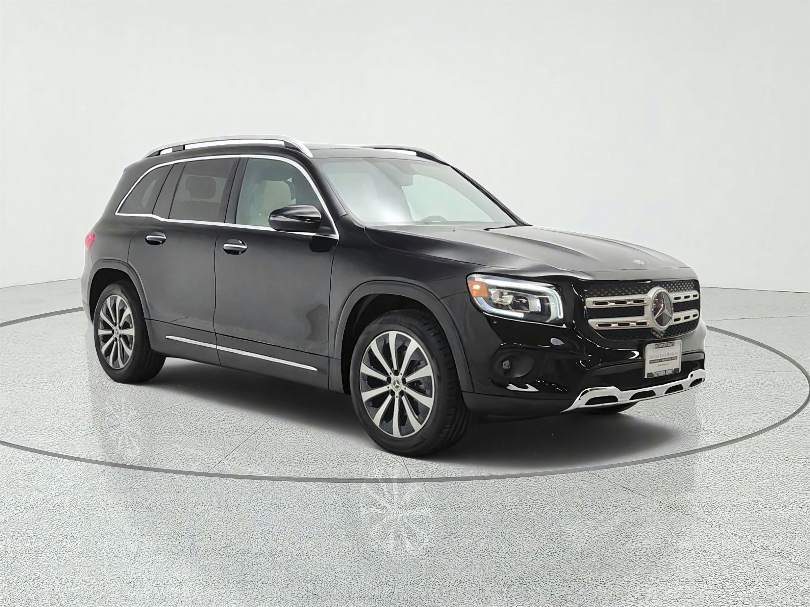 Used 2022 Mercedes-Benz GLB 250 image 3