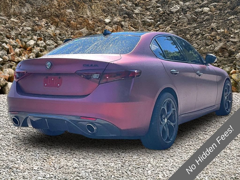 Used 2018 Alfa Romeo Giulia Ti w/ Quick Order Package 22X Lusso AWD/4WD image 2