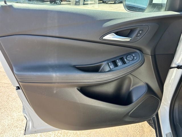 Used 2023 Buick Encore GX Select w/ Safety Package II AWD/4WD image 8