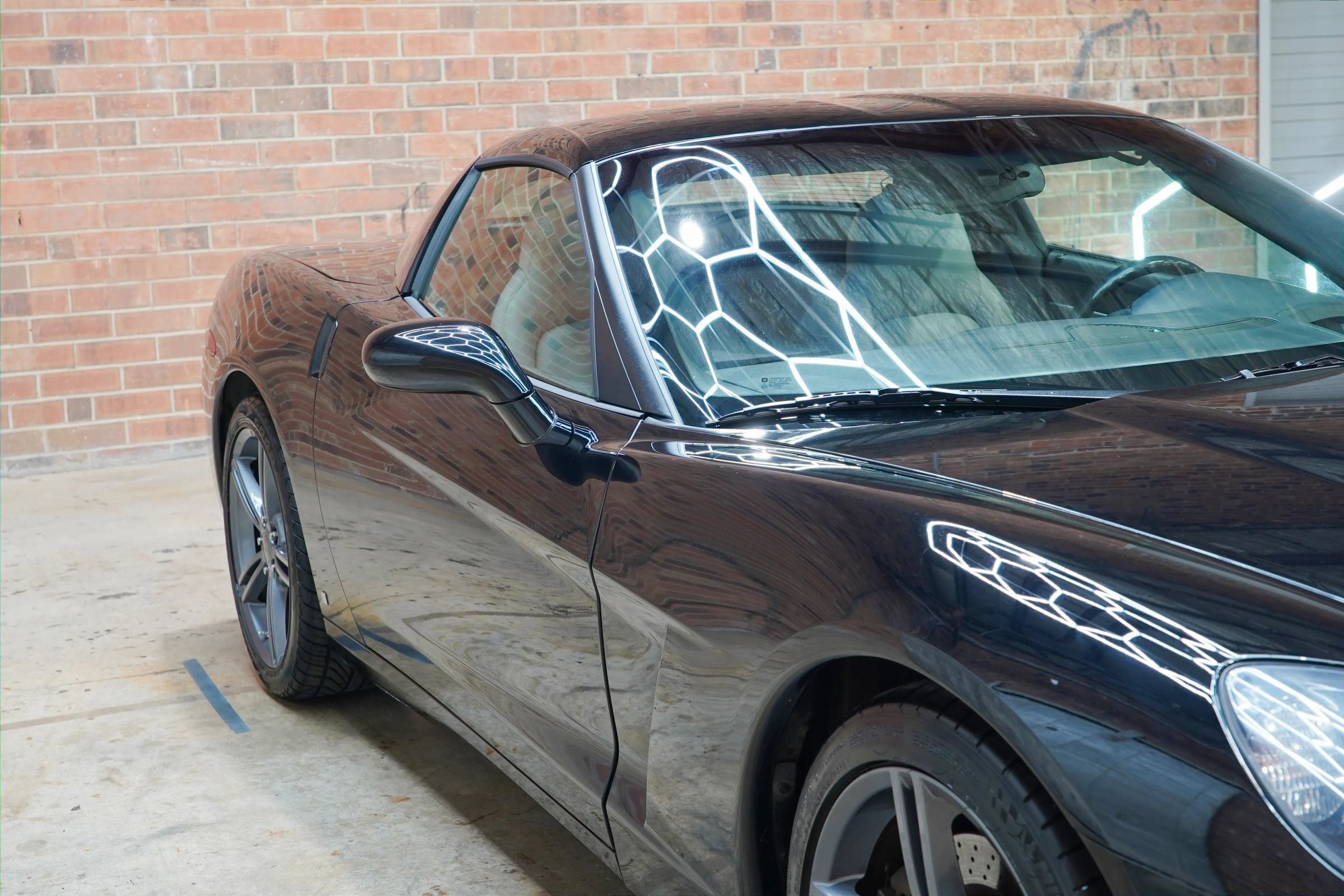 Used 2009 Chevrolet Corvette Coupe w/ Preferred Equipment Group RWD image 24