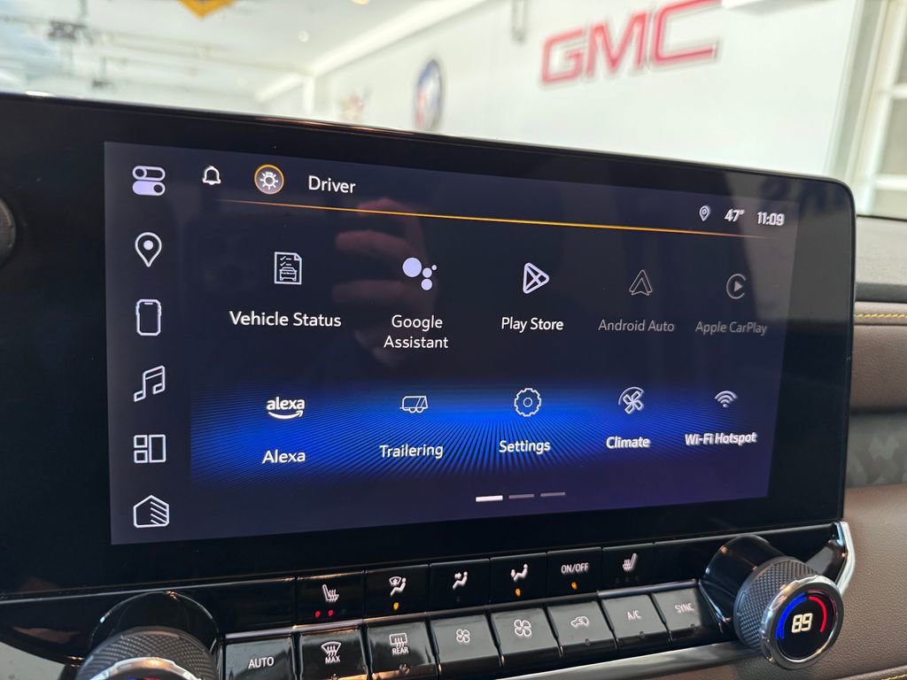 Certified 2024 Chevrolet Colorado ZR2 w/ Safety Package AWD/4WD image 17