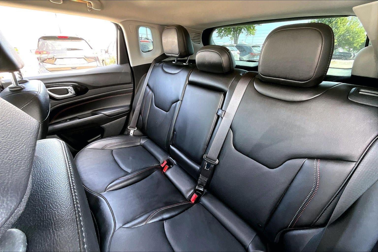 Used 2022 Jeep Compass Trailhawk w/ Trailhawk Elite Group AWD/4WD image 22
