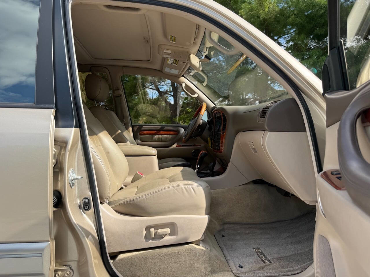 Used 2001 Lexus LX 470 4WD image 66