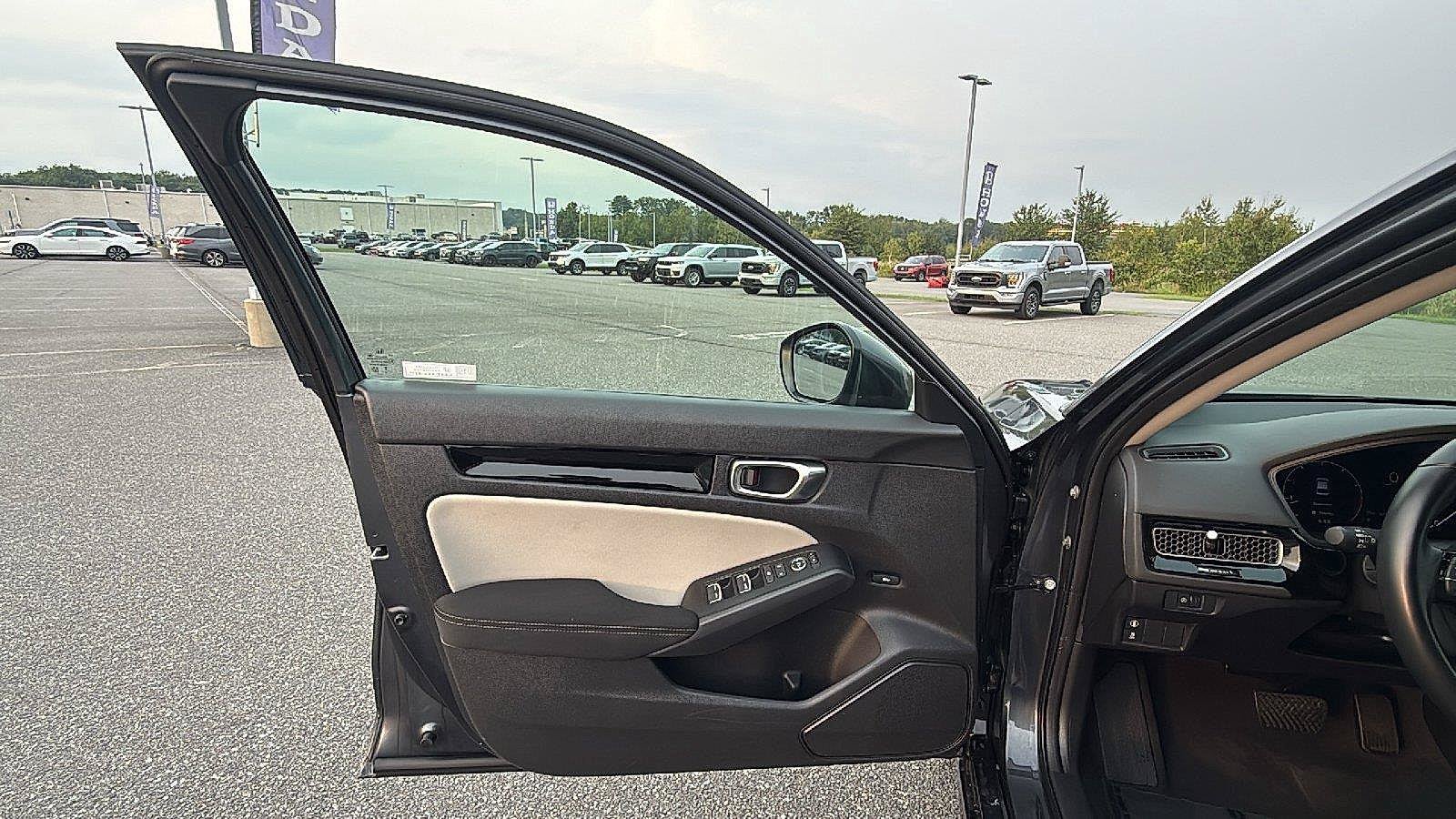 Used 2024 Honda Civic EX image 23