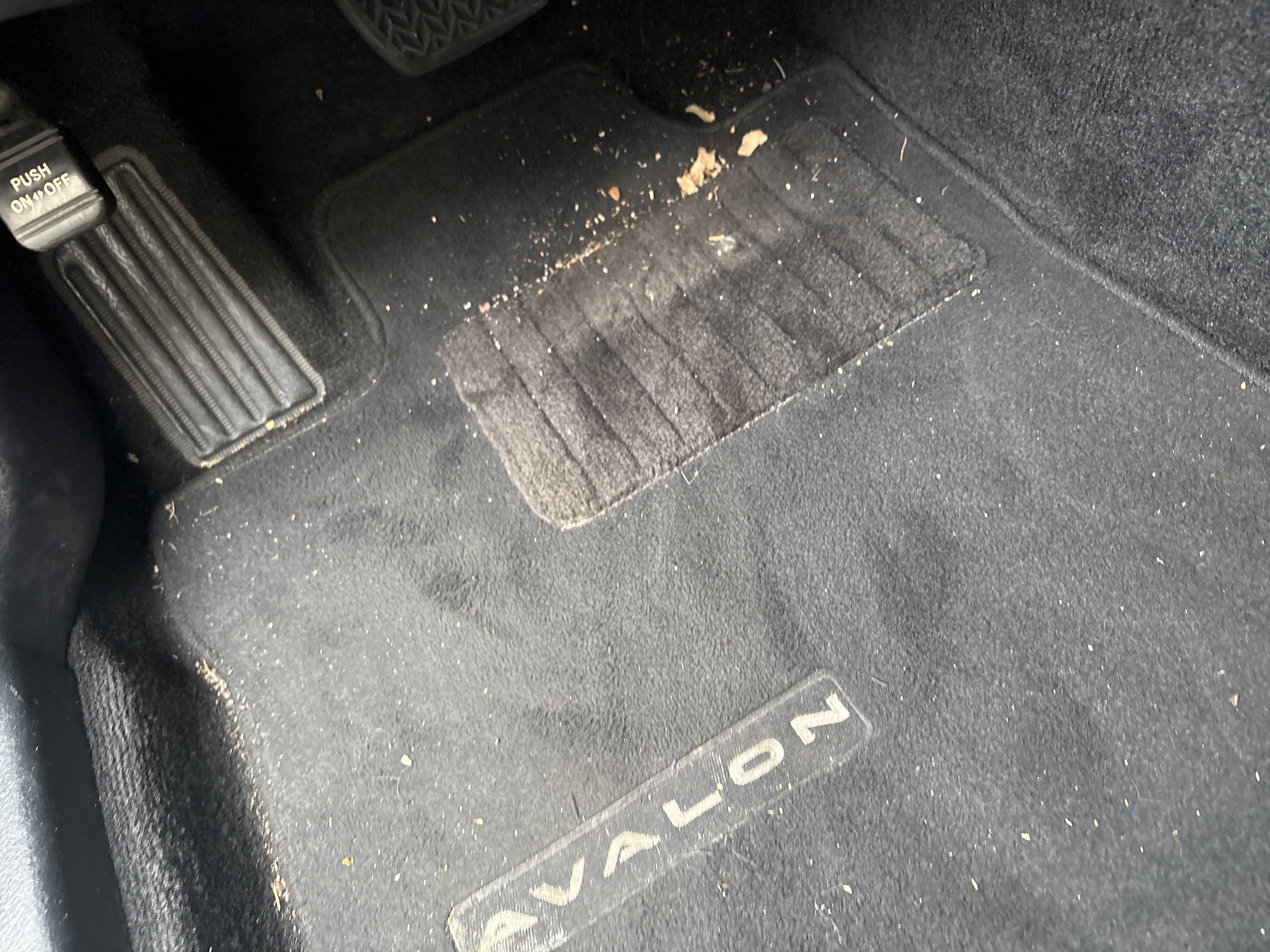 Used 2014 Toyota Avalon XLE Touring image 17