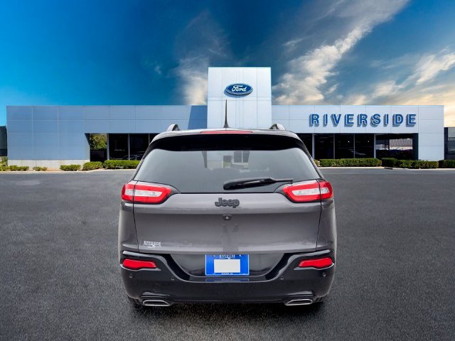 Used 2018 Jeep Cherokee Latitude FWD image 6