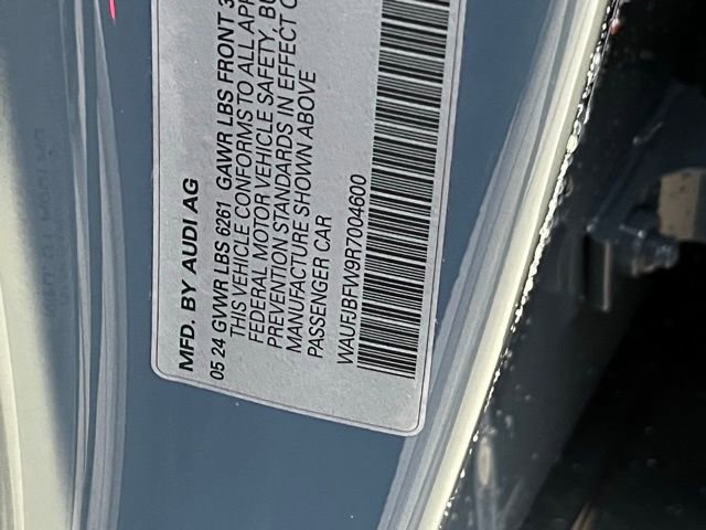 Used 2024 Audi e-tron GT Premium Plus image 35