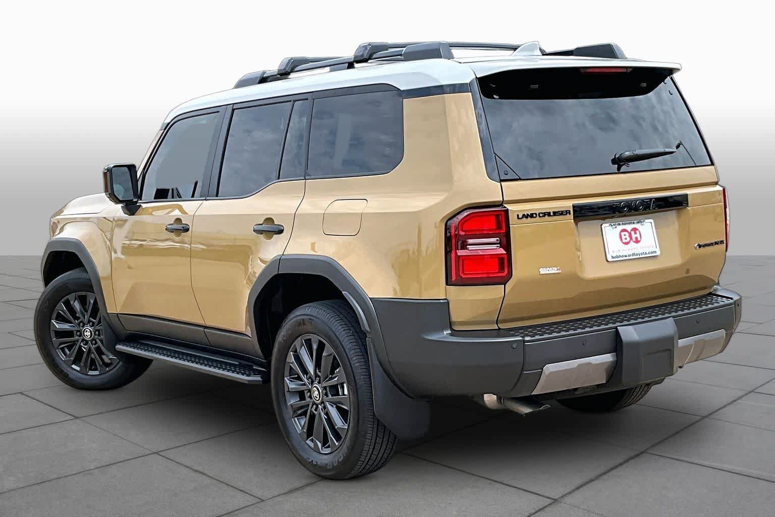 Used 2027 Toyota Land Cruiser w/ Premium Package AWD/4WD image 12