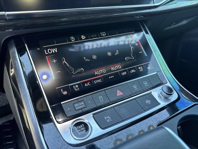 Used 2025 Audi Q8 Premium Plus AWD/4WD image 29