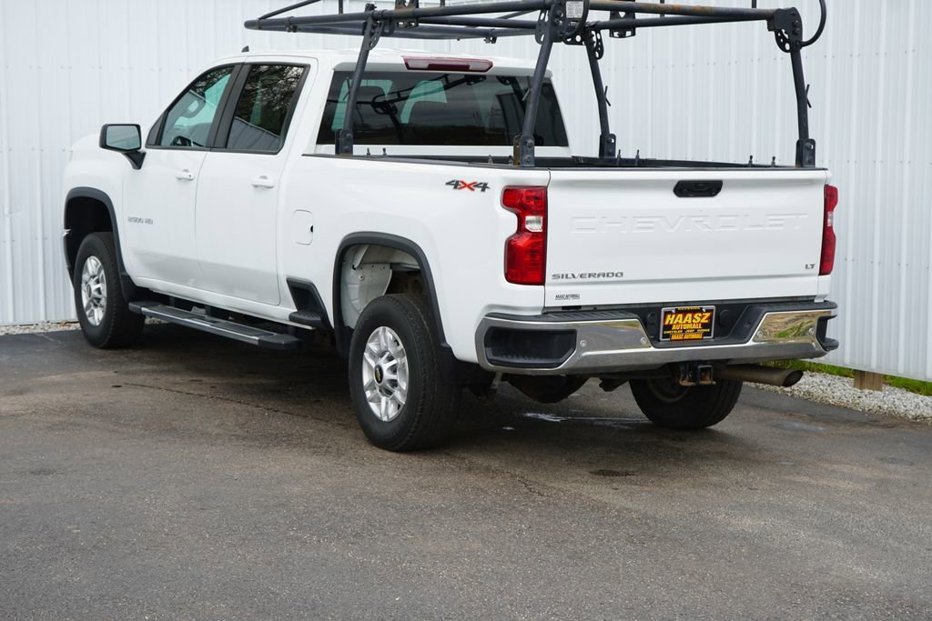 Used 2022 Chevrolet Silverado 2500 LT AWD/4WD image 4