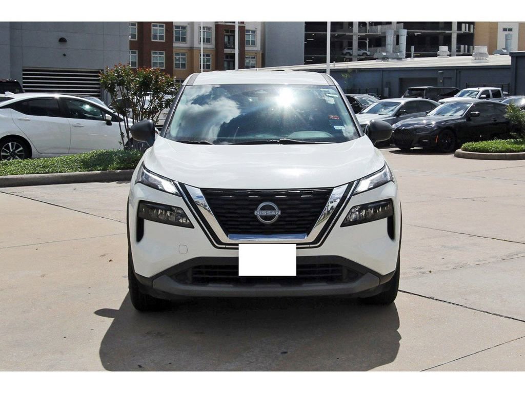Used 2023 Nissan Rogue S image 8