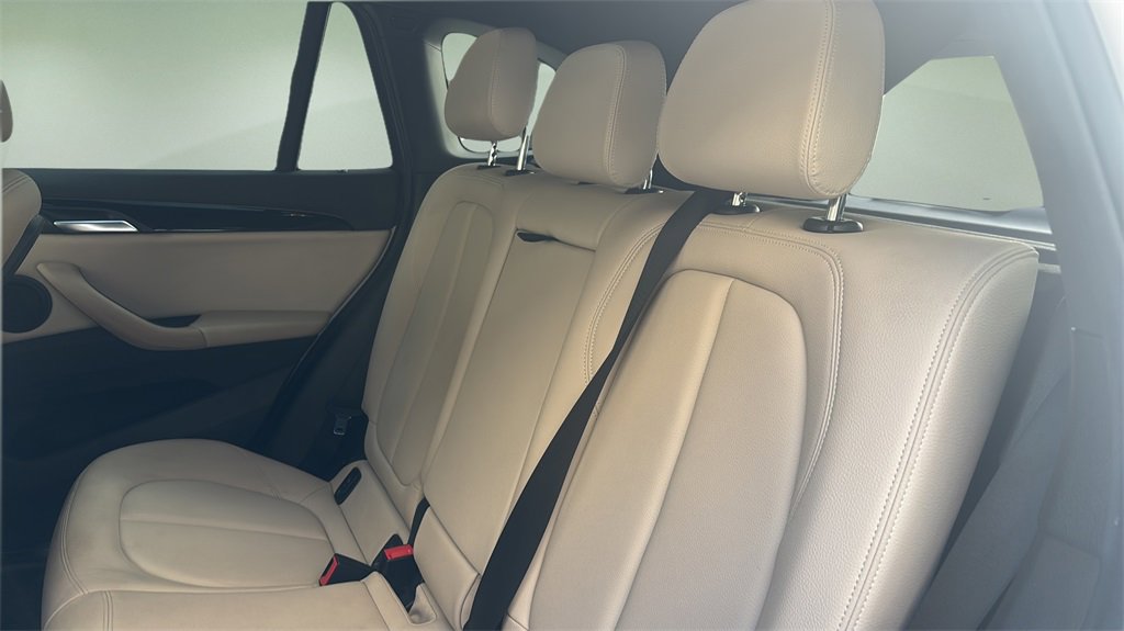 Used 2019 BMW X1 xDrive28i w/ Convenience Package image 11
