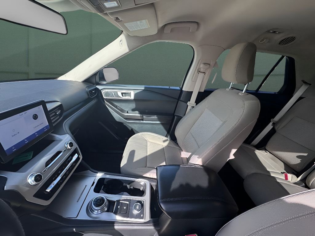 Used 2023 Ford Explorer 4WD image 10