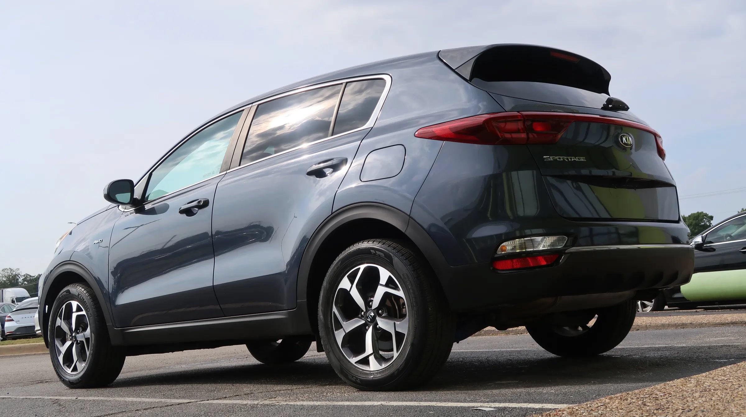 Used 2020 Kia Sportage LX AWD/4WD image 11