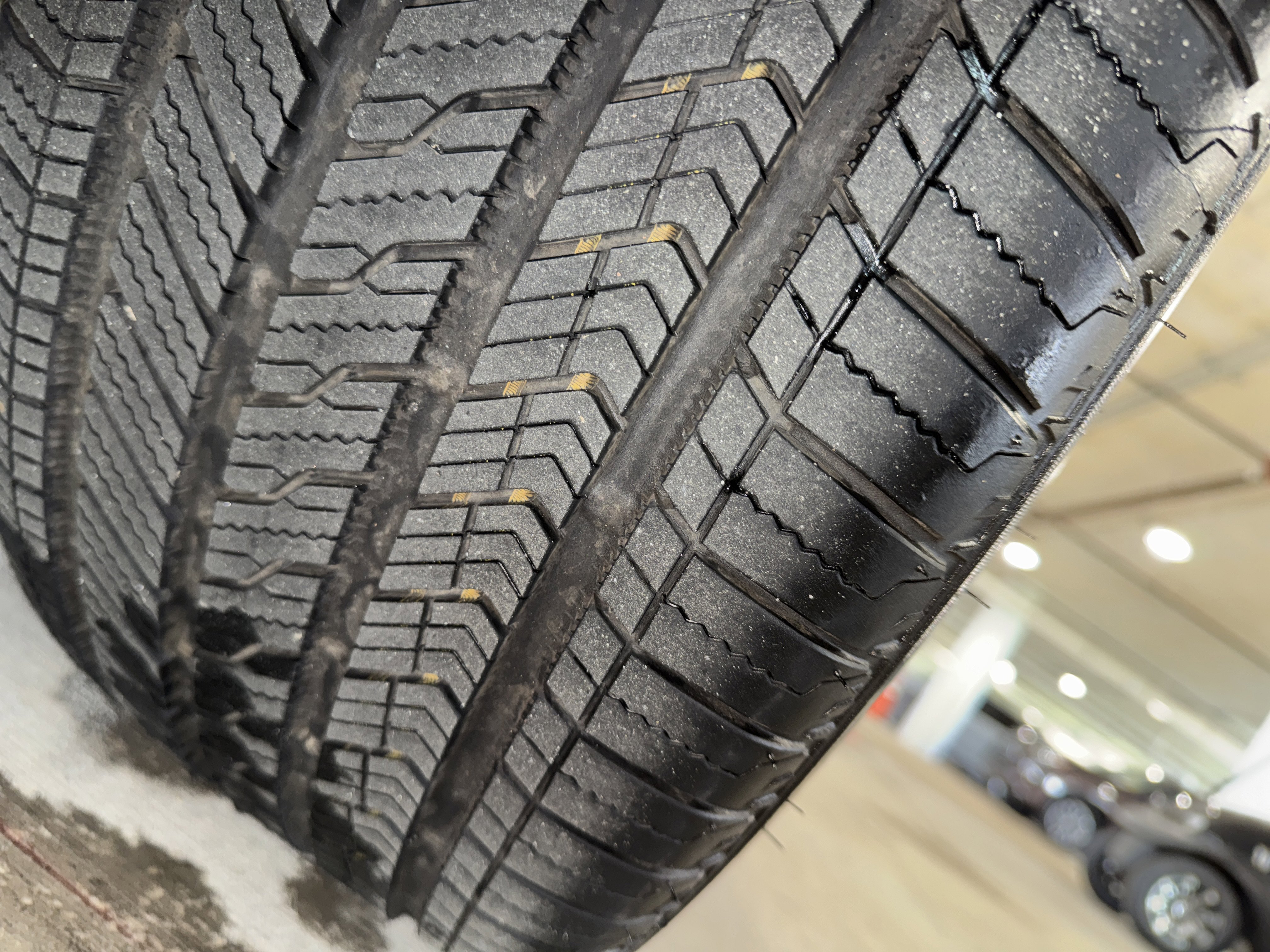 Used 2026 BMW X5 xDrive40i w/ Climate Comfort Package image 37