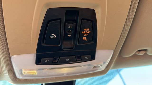Used 2014 BMW 328i xDrive Sedan AWD/4WD image 17