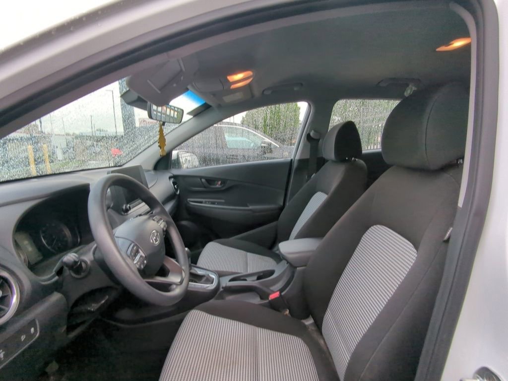 Used 2022 Hyundai Kona SE AWD/4WD image 6