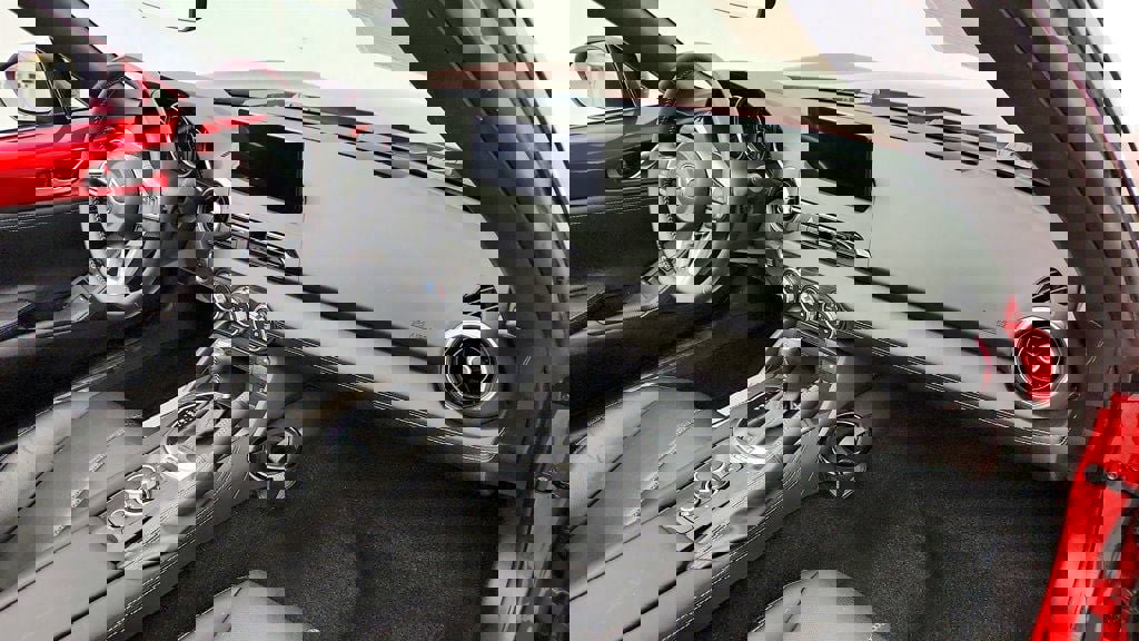 Used 2025 MAZDA MX-5 Miata Grand Touring w/ Weather Package image 23