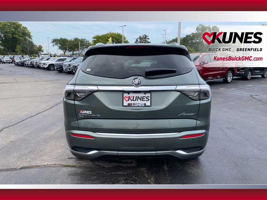 Used 2022 Buick Enclave Avenir w/ Avenir Technology Package image 6