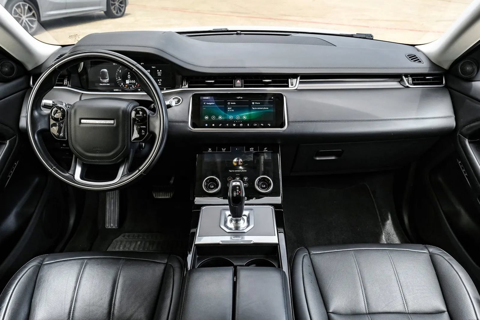 Used 2020 Land Rover Range Rover Evoque SE AWD/4WD image 19