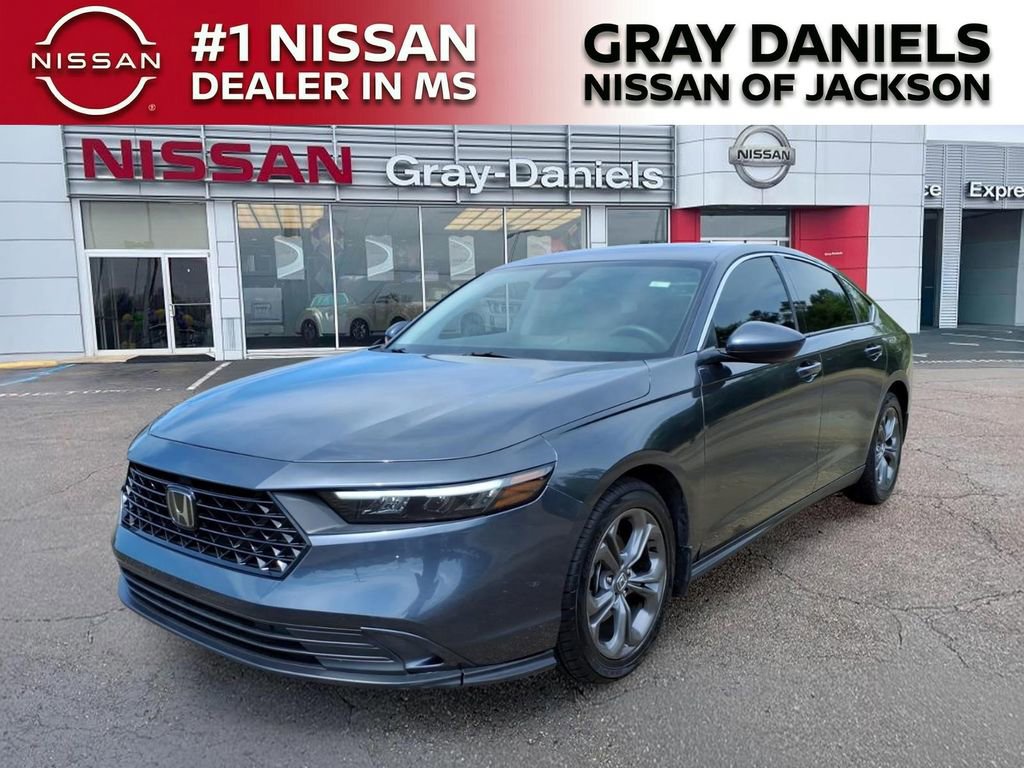 Used 2024 Honda Accord EX image 3