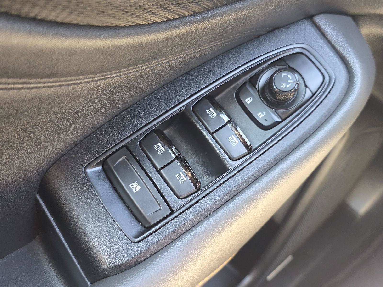 Used 2025 Subaru Outback Wilderness AWD/4WD image 9