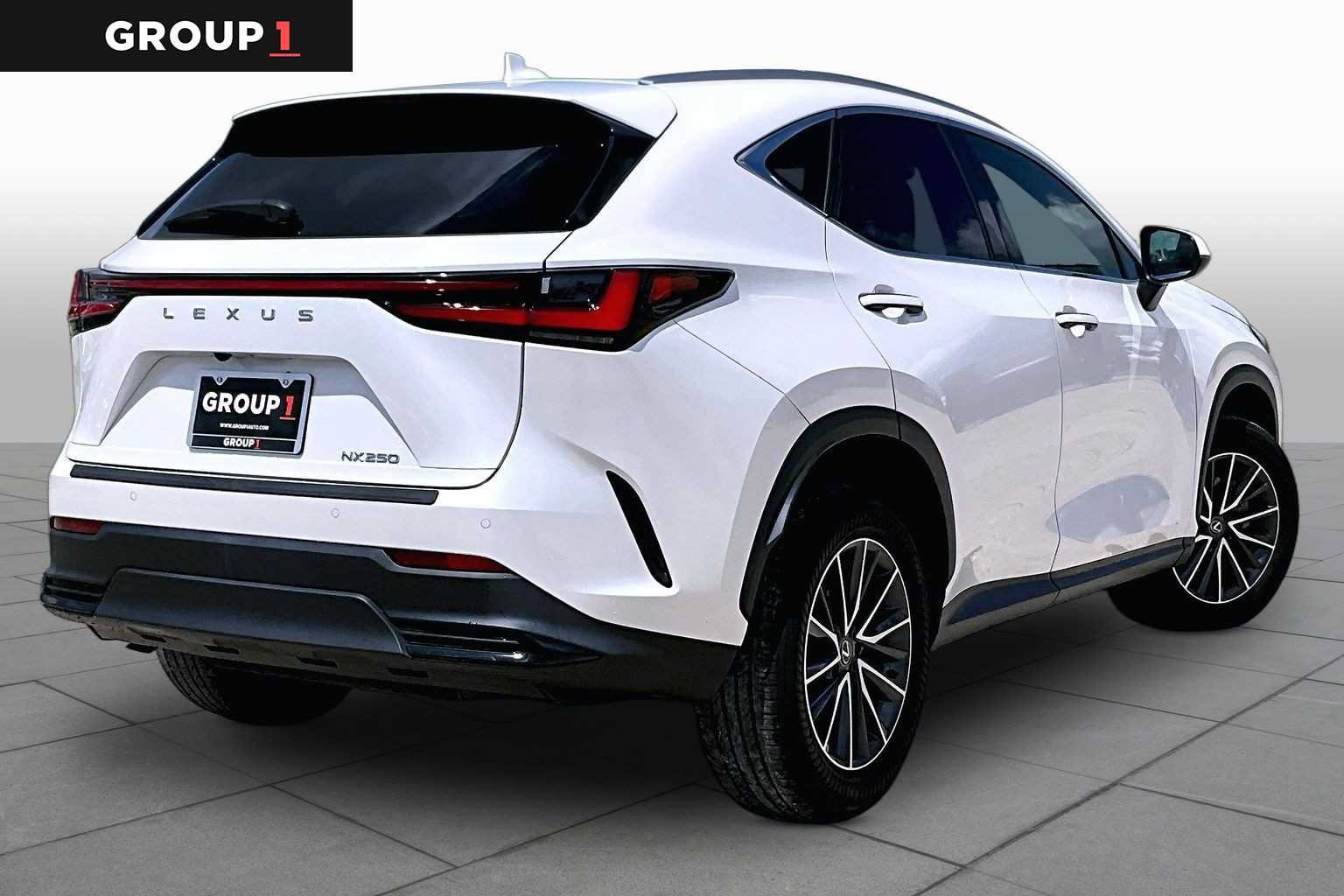 Used 2024 Lexus NX 250 FWD image 12