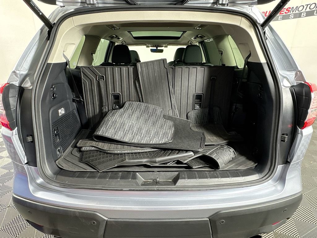 Used 2022 Subaru Ascent Limited w/ Technology Package AWD/4WD image 28