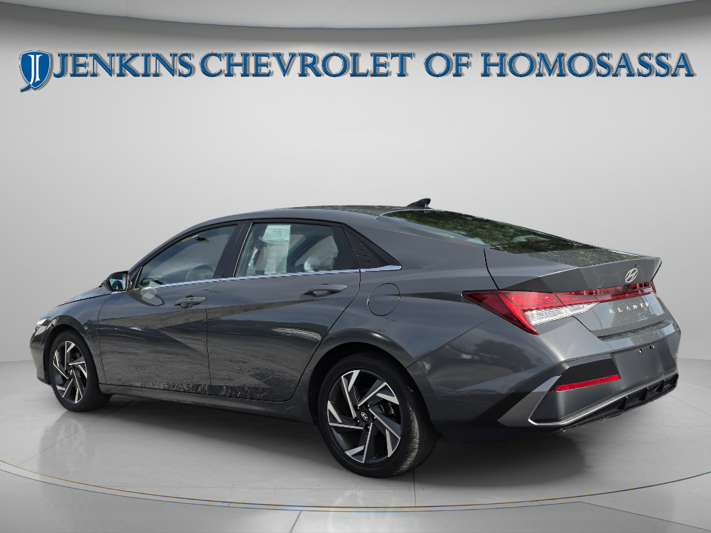 Used 2025 Hyundai Elantra SEL FWD image 8